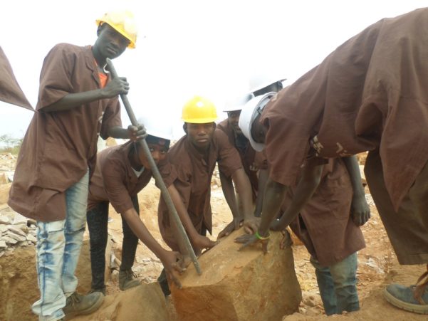 Le Chantier école Dans Le Cadre De Projet De Formation Et Insertion Le Chantier école Dans Le Cadre De Projet De Formation Et Insertion