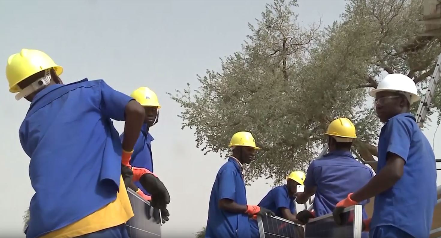 Vidéo chantier école solaire Burkina Faso